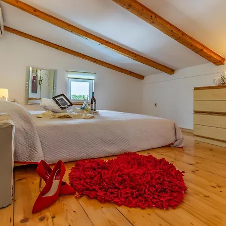 Holiday home 2 Bedroom Stunning In Sisan